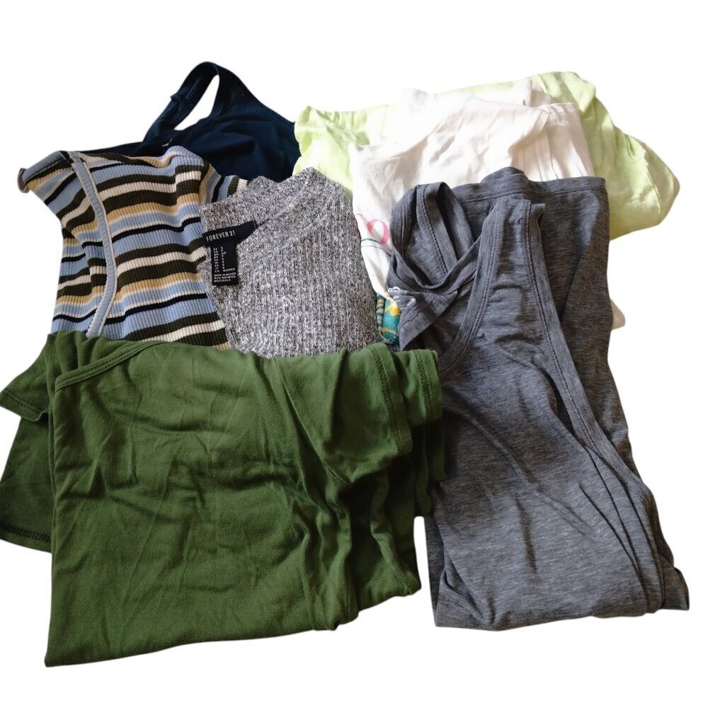 Lot of 7 Size Small Shirts Short/Long Sleeve Assorted Brands Casual (L67)